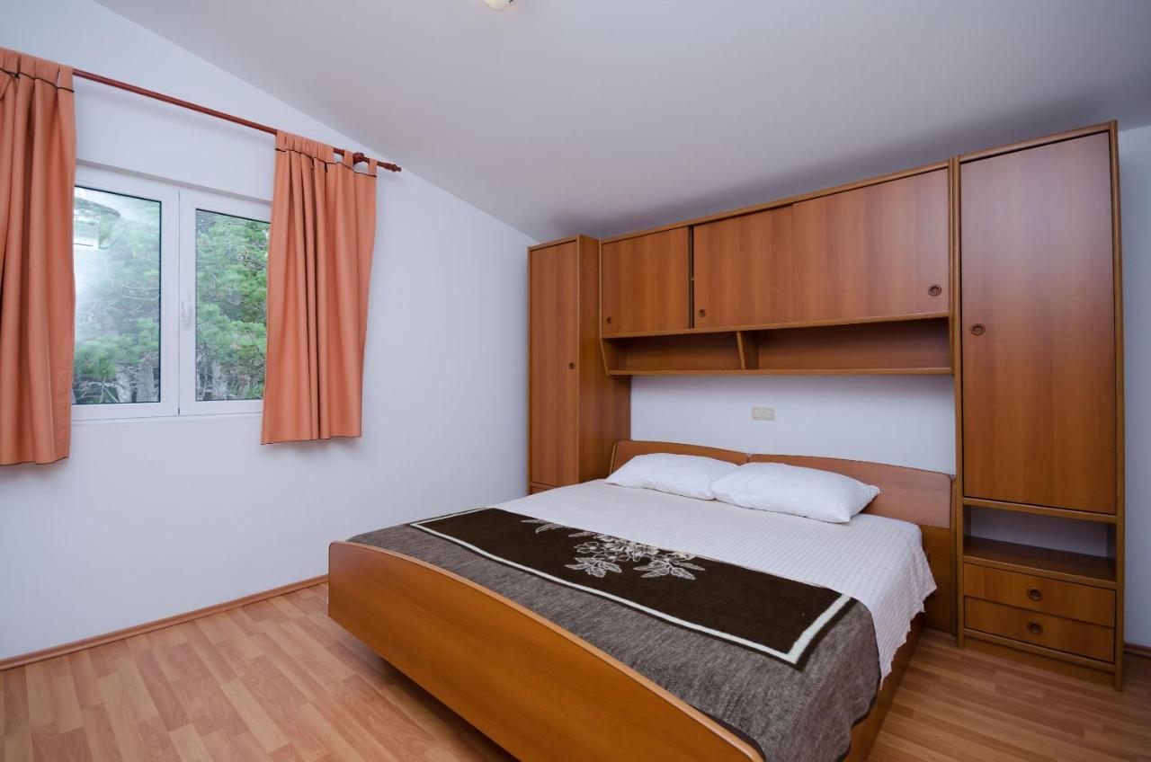 Apartments By The Sea In لوبار المظهر الخارجي الصورة