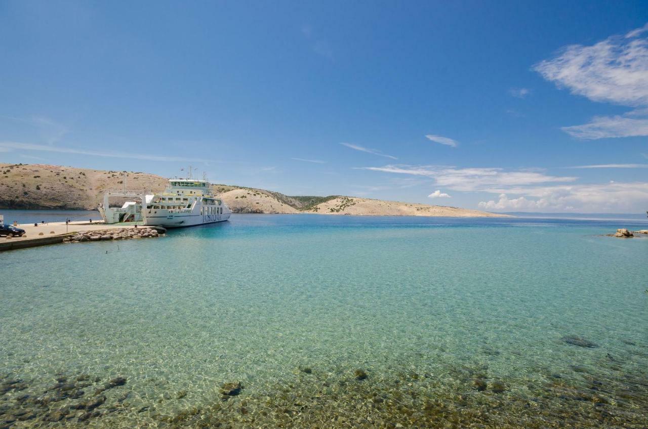 Apartments By The Sea In لوبار المظهر الخارجي الصورة